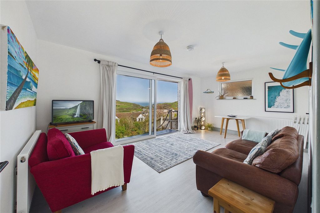 Property photo 2 of 15 Picture No. 06