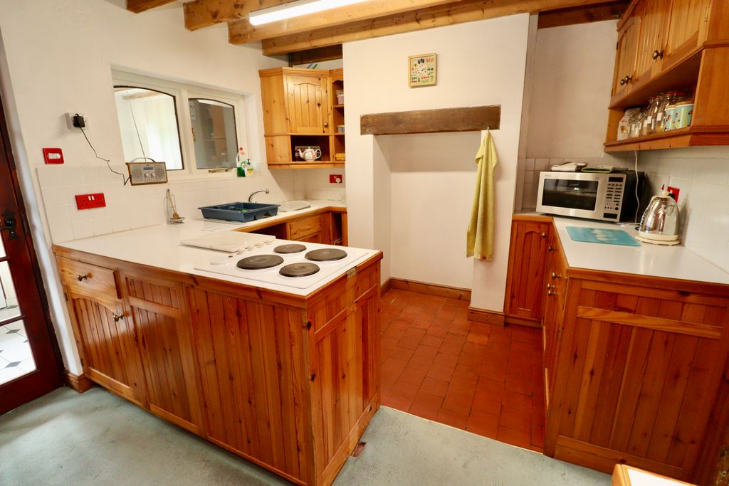 Property photo 3 of 14 Img_7387