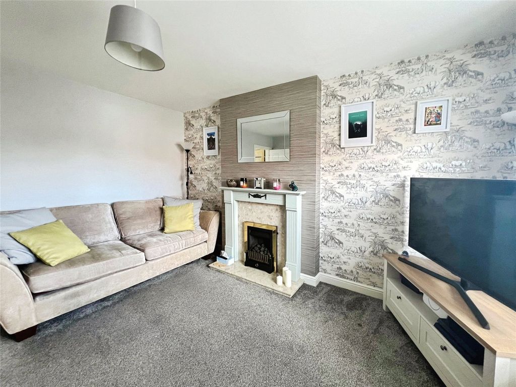 Property photo 2 of 10 Picture No. 04