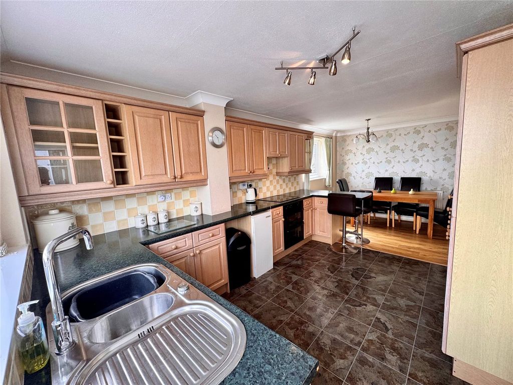 Property photo 2 of 20 Picture No. 03