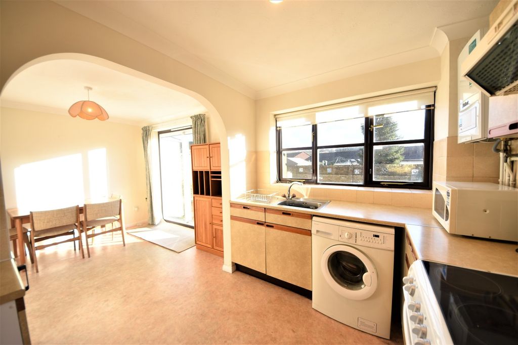 Property photo 3 of 14 Kitchen Diner