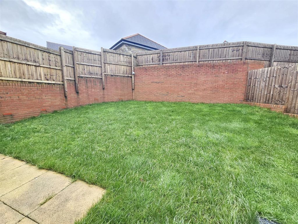 Property photo 3 of 20 Rear Gardens.Jpg