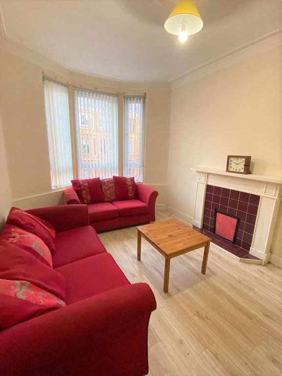 Property photo 2 of 6