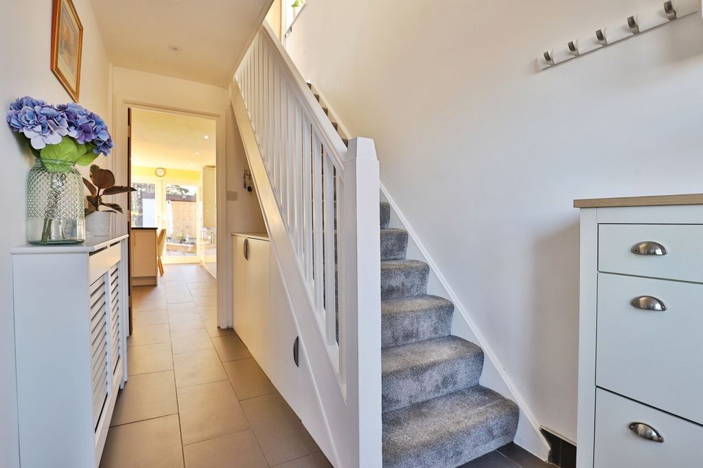 Property photo 3 of 20 Pbox-Img.Jpg