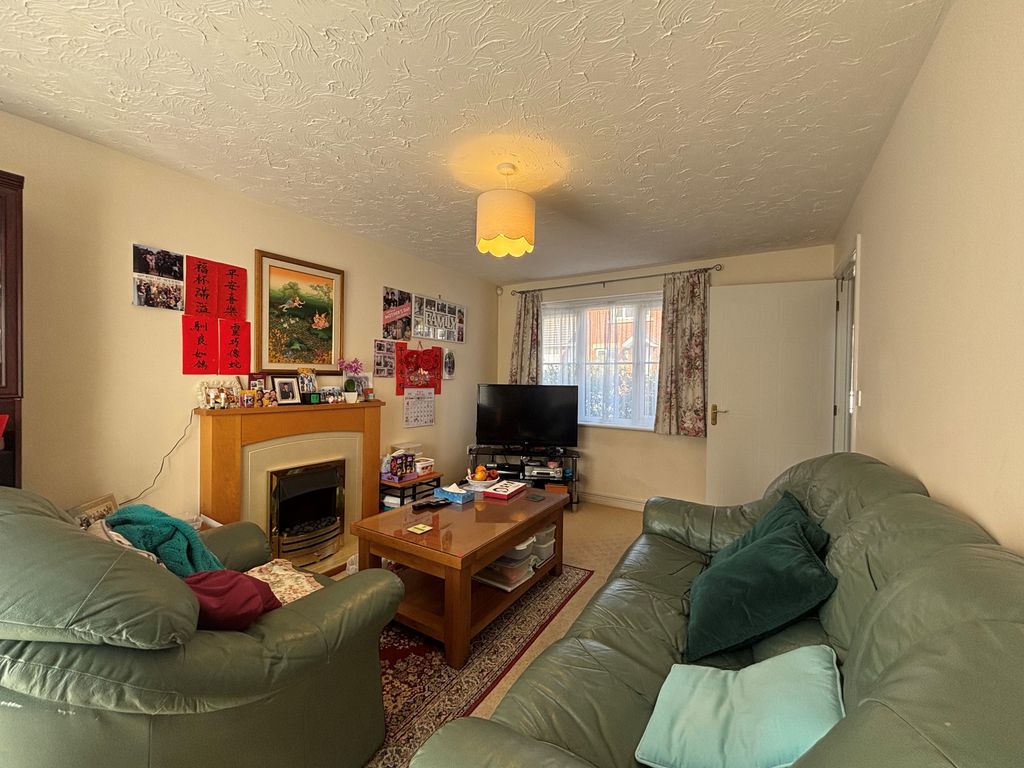 Property photo 3 of 6