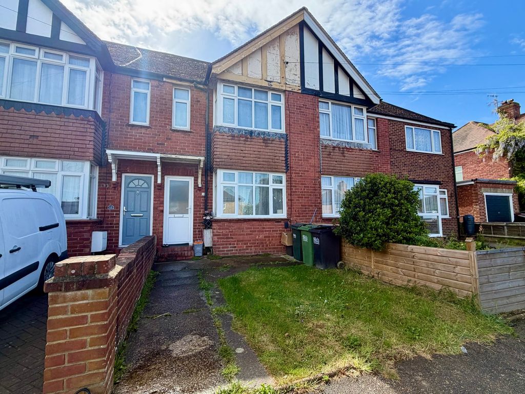 Property photo 1 of 17
