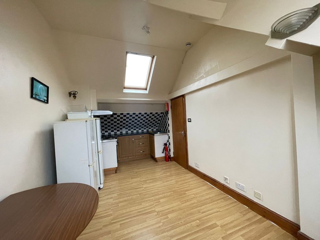 Property photo 1 of 7 Main Image