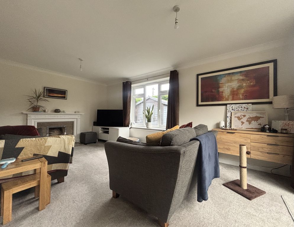 Property photo 2 of 14 Gallery