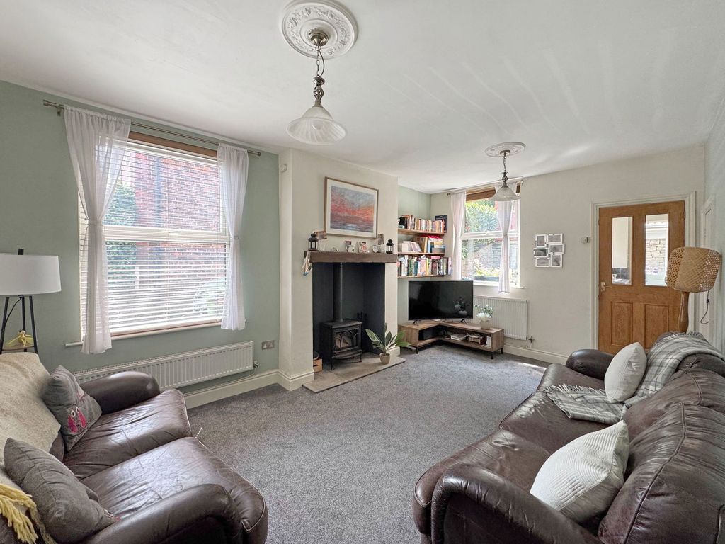 Property photo 3 of 15