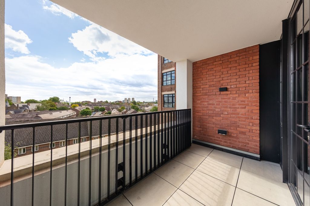 Property photo 3 of 11 094A8335