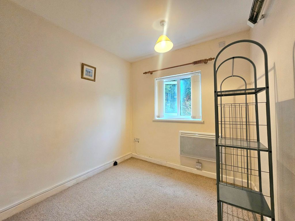 Property photo 3 of 7 Image