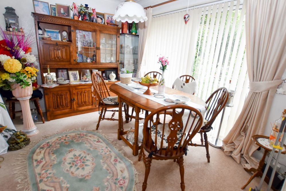 Property photo 2 of 27 Dining Room