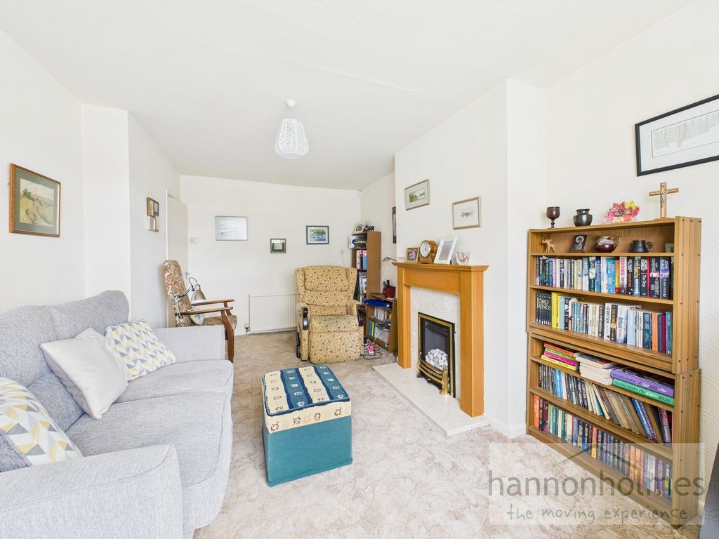 Property photo 3 of 23 Cam05283G0-Pr0016-Still013