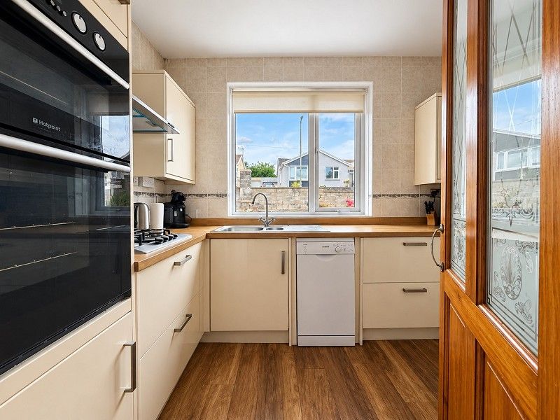 Property photo 3 of 22 Kitchen