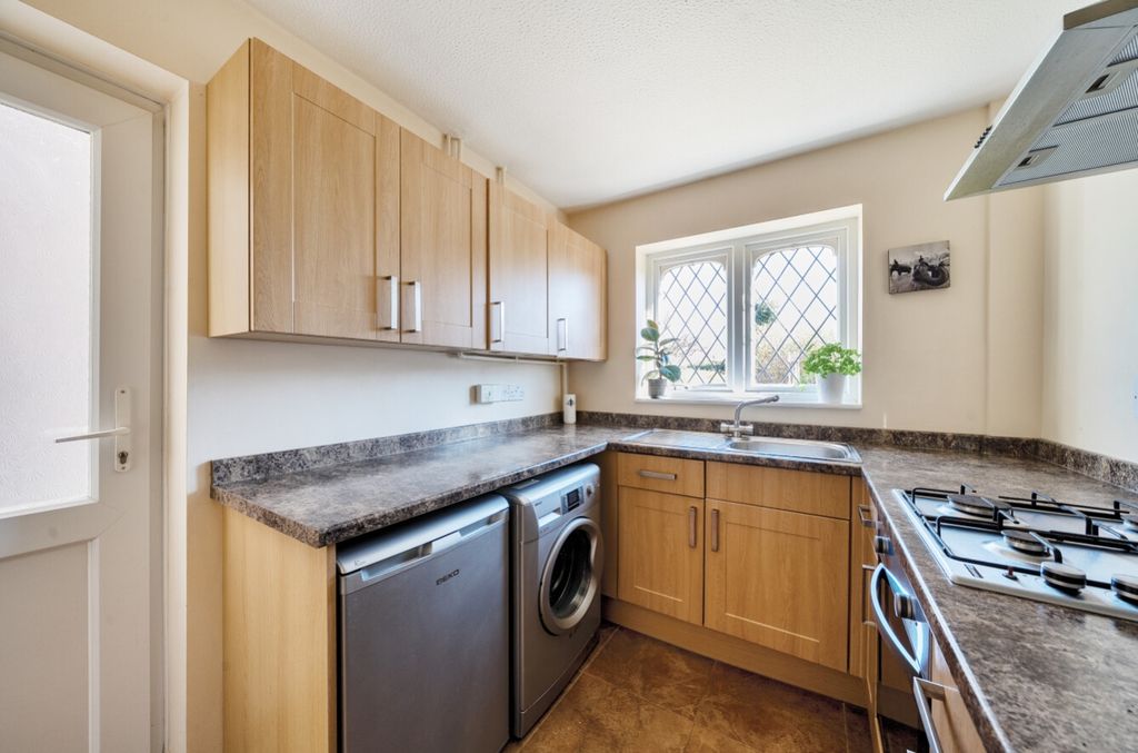 Property photo 3 of 10 1270894 (4)