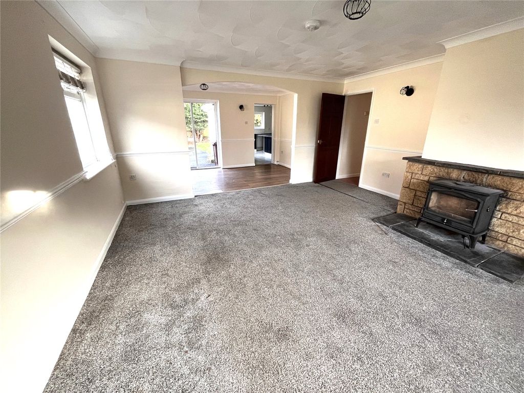 Property photo 3 of 17 Picture No. 22