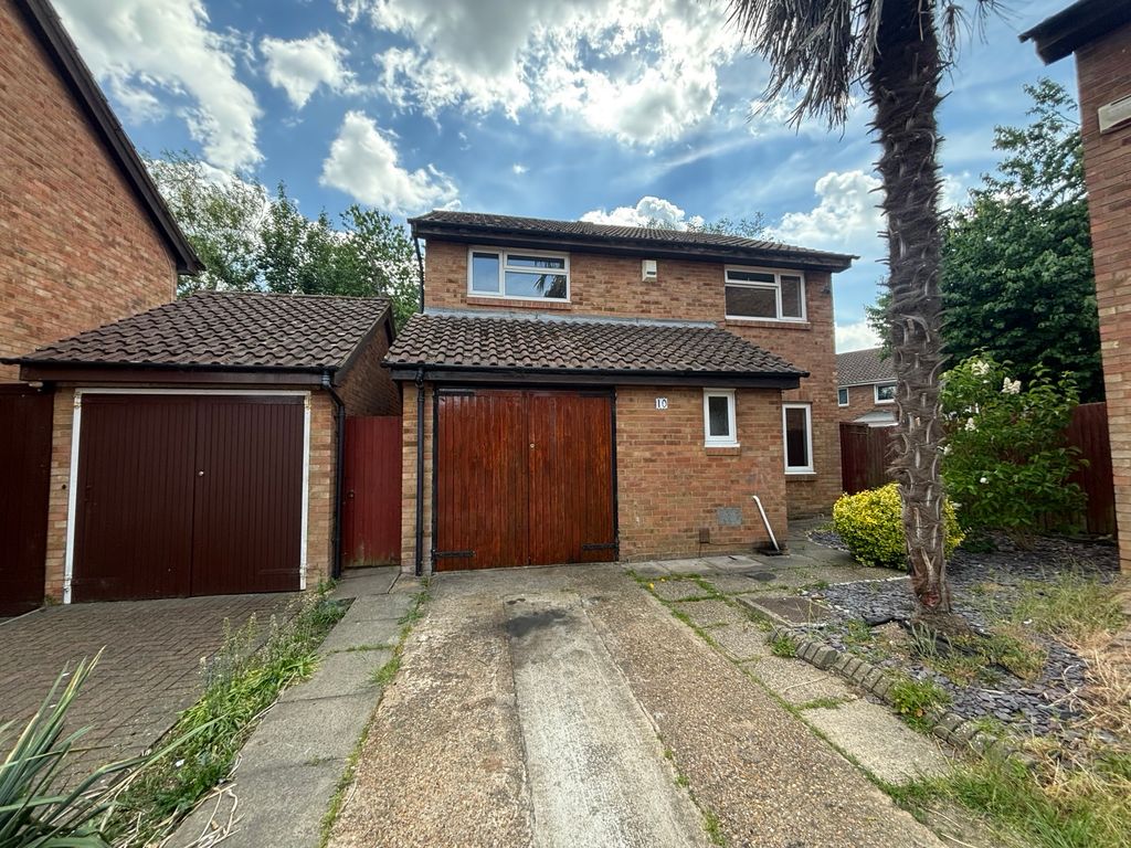 Property photo 1 of 13 Front