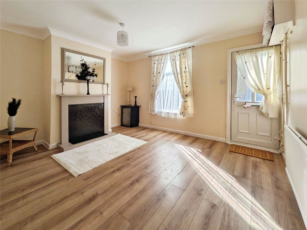 Property photo 2 of 8 Picture No. 02