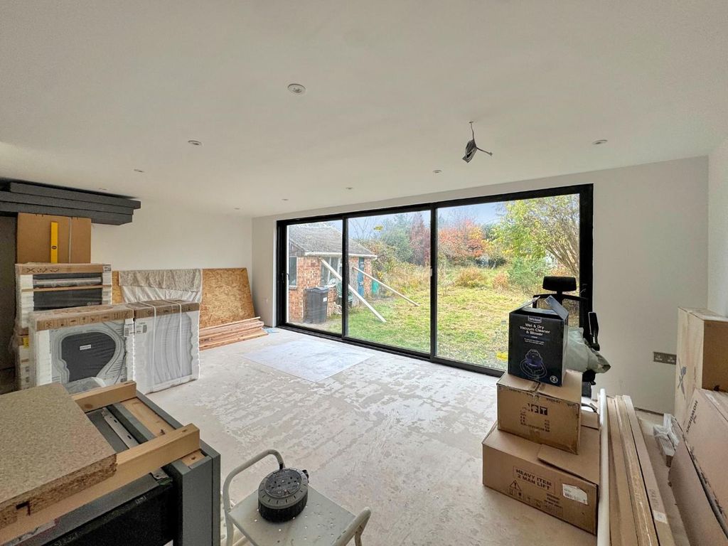 Property photo 3 of 14 15.Jpg