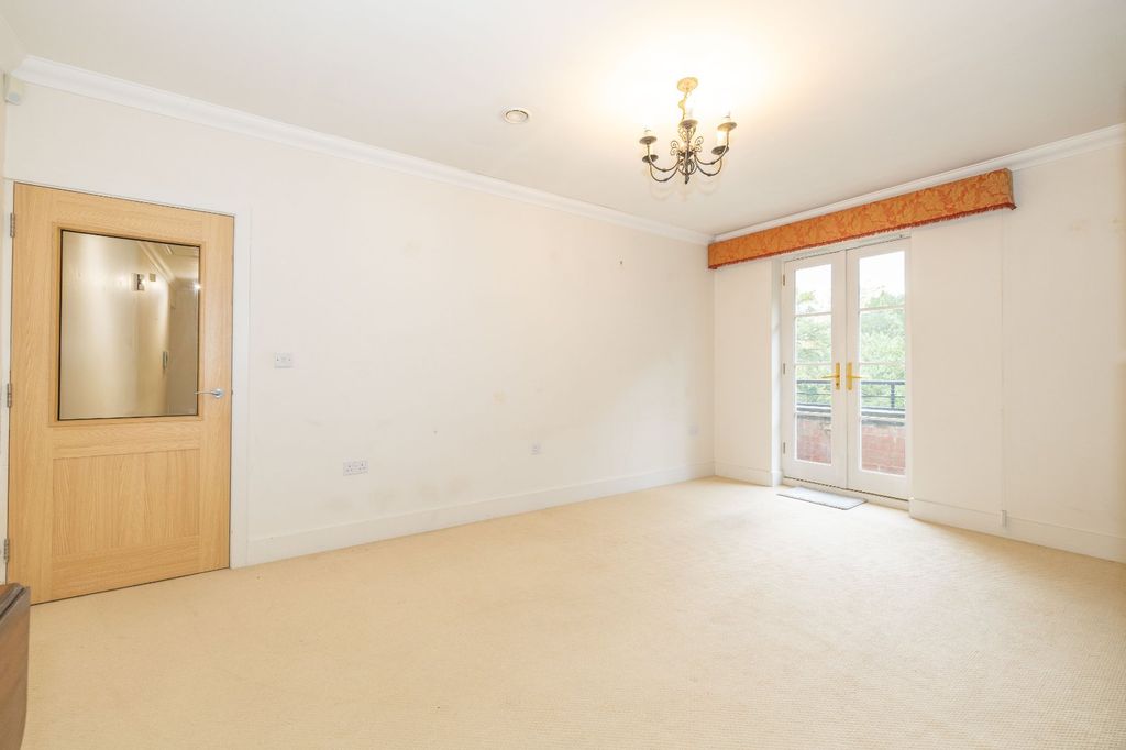 Property photo 3 of 11 Picture 3