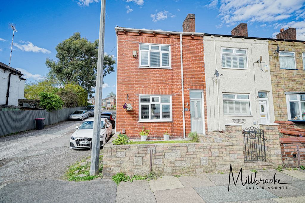 Property photo 1 of 25