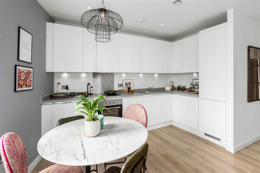 Property photo 2 of 8 Kitchen