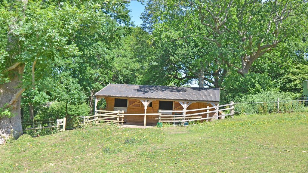 Property photo 2 of 28 Stables