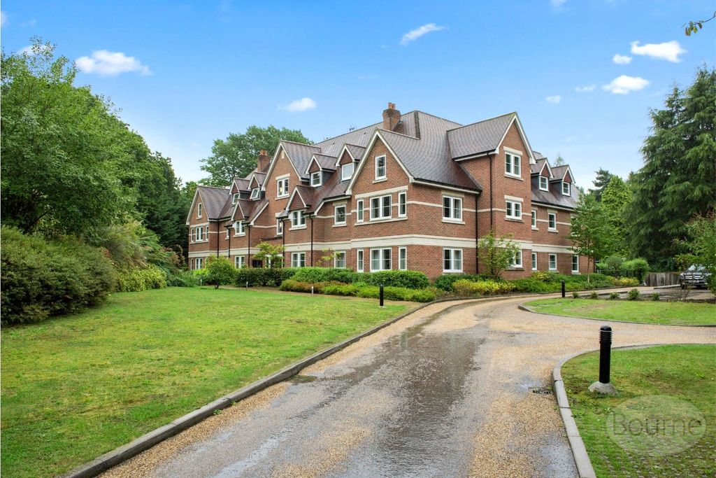 Property photo 1 of 9 Picture No. 16