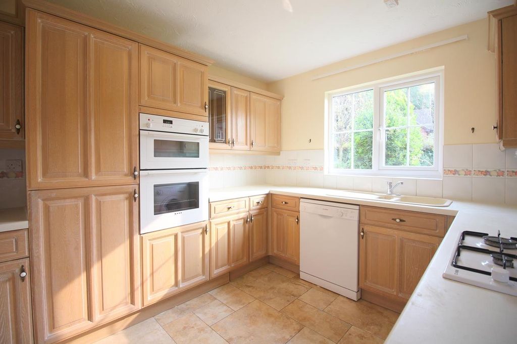 Property photo 2 of 15 Img_3874Jpg.Jpg