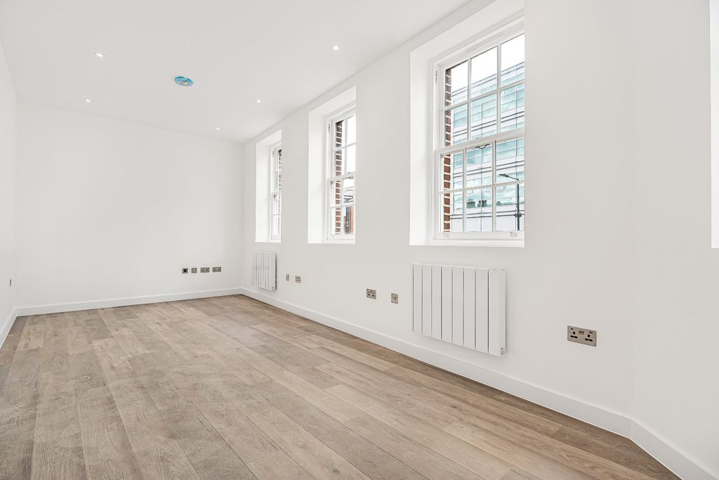 Property photo 3 of 14 Open Plan Living