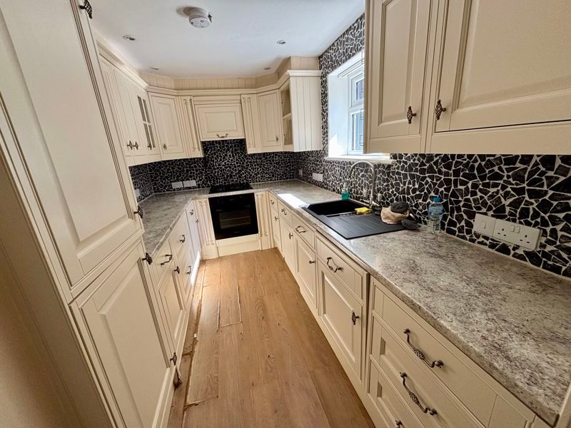 Property photo 3 of 15 Photo 14