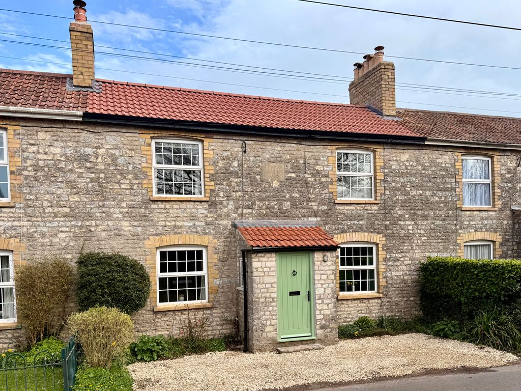 Property photo 1 of 15 Front View