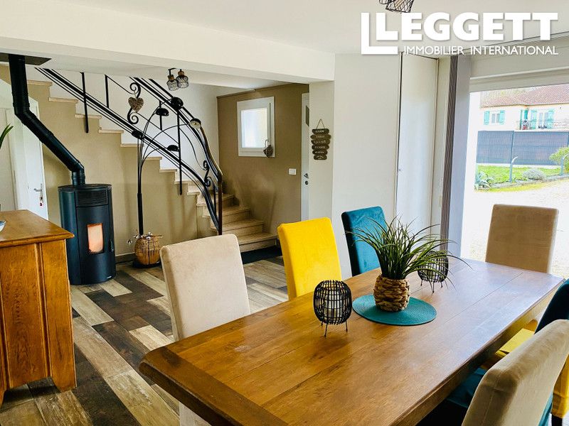 Property photo 3 of 10