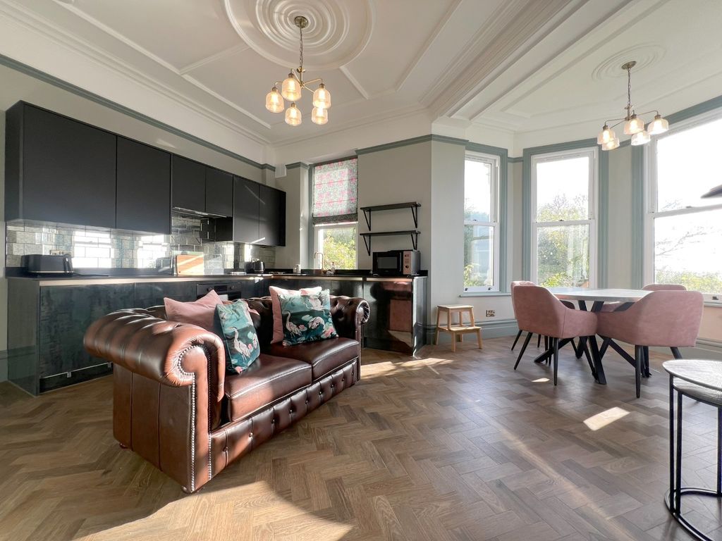 Property photo 2 of 9 3753614