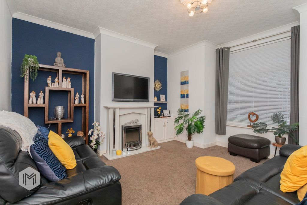 Property photo 2 of 22 Photograph