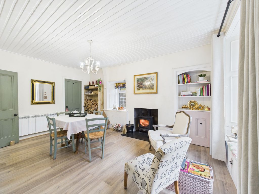 Property photo 3 of 13 Dining/Sitting Room