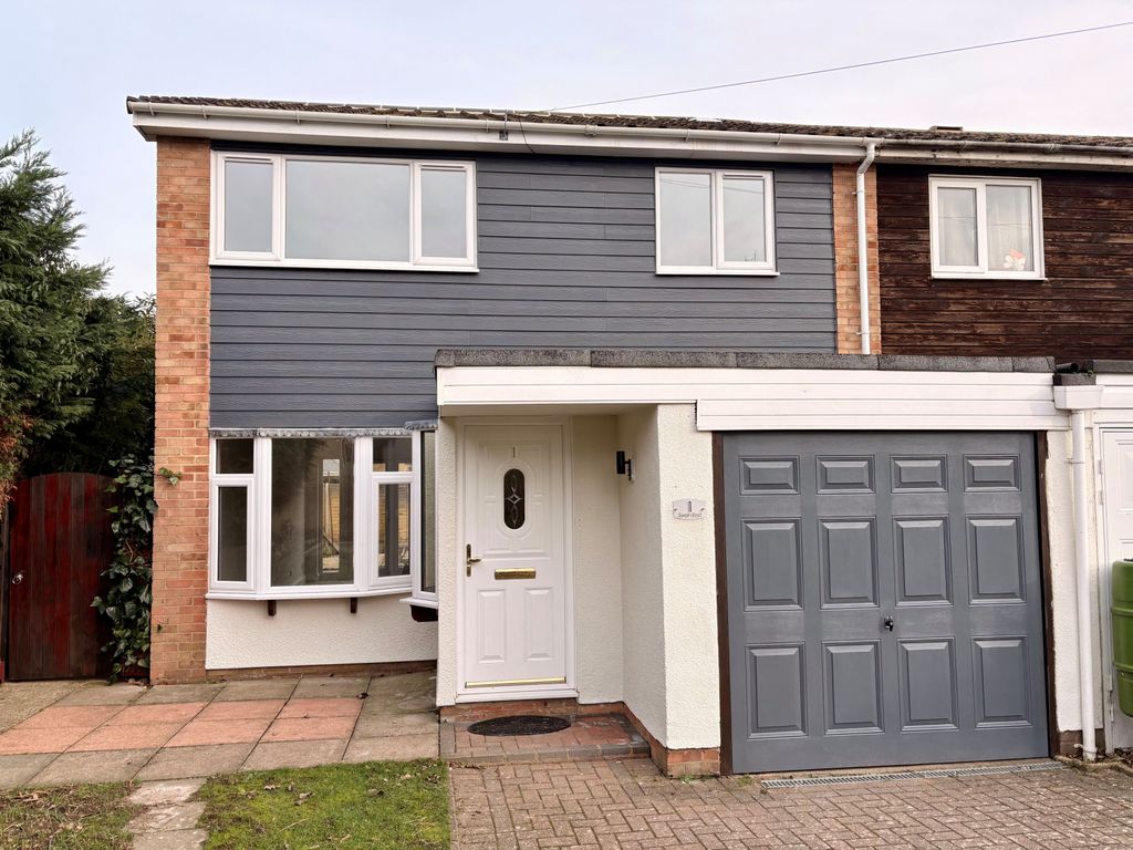 Property photo 1 of 20 Swan End, Buckden, Pe19 5Sw