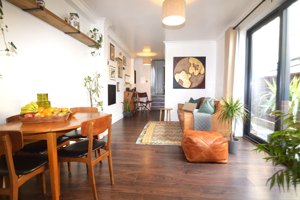 Property photo 2 of 9 Dsc_1728