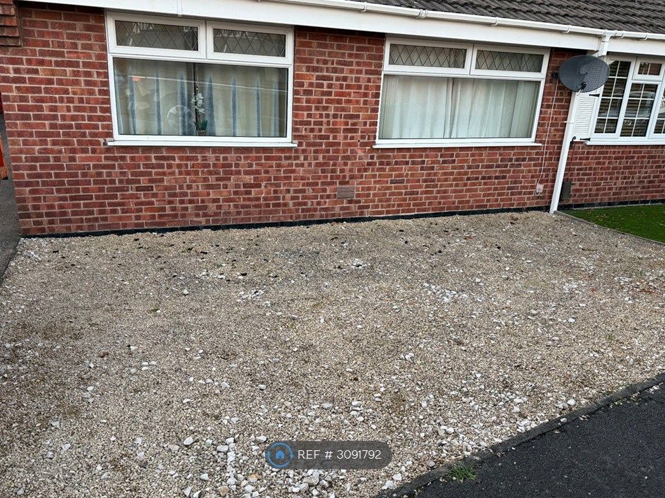 Property photo 2 of 21