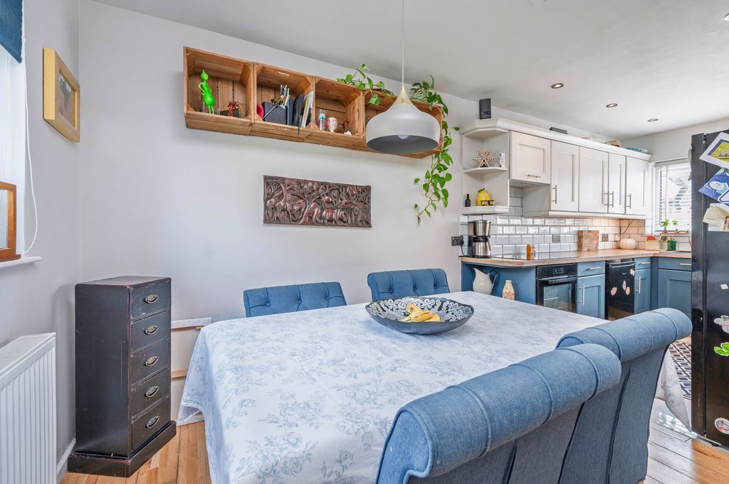 Property photo 3 of 21 Dining Area &amp; Kitchen