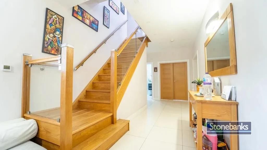 Property photo 2 of 12 2.Png