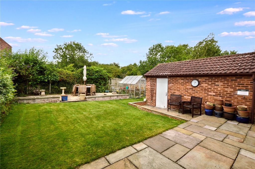 Property photo 2 of 14 Picture No. 19