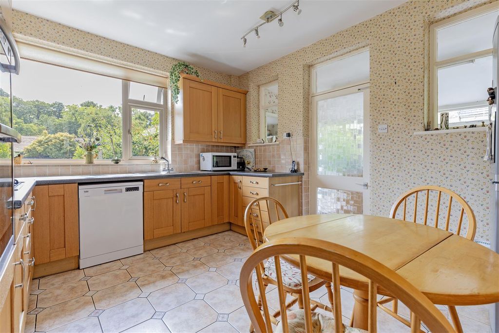Property photo 2 of 23 Kitchen