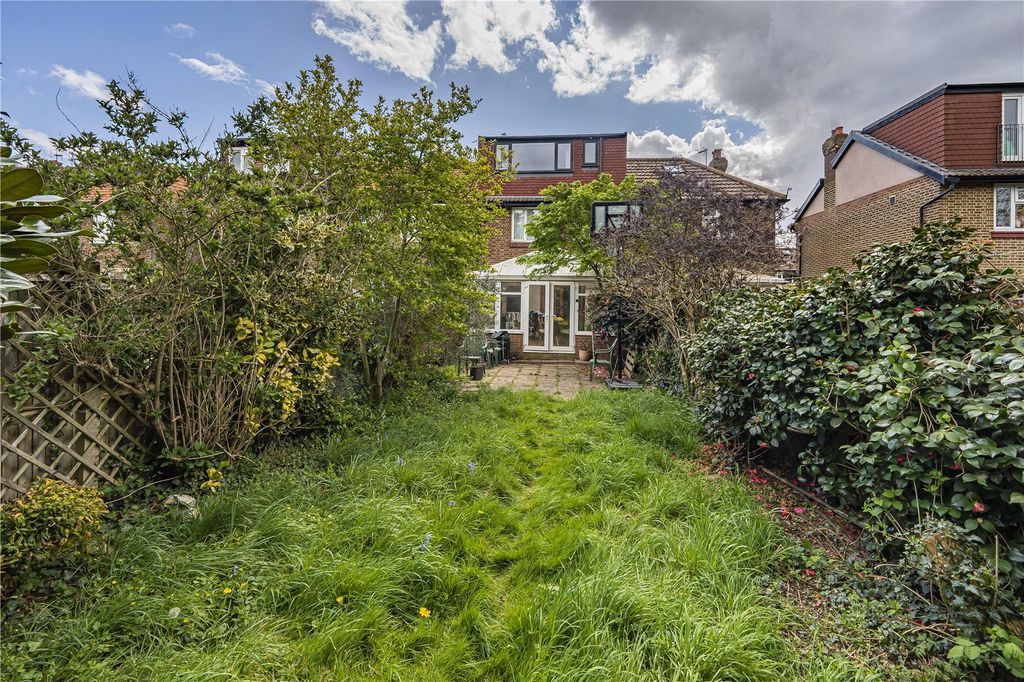 Property photo 1 of 19 Picture No. 10