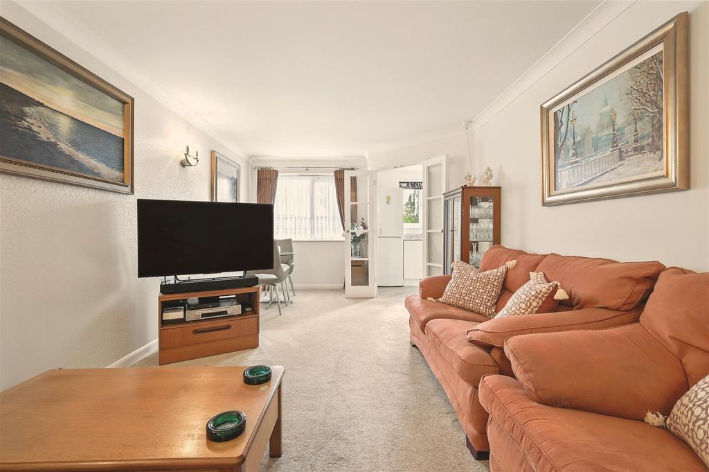 Property photo 2 of 28 Img_4436.Jpg