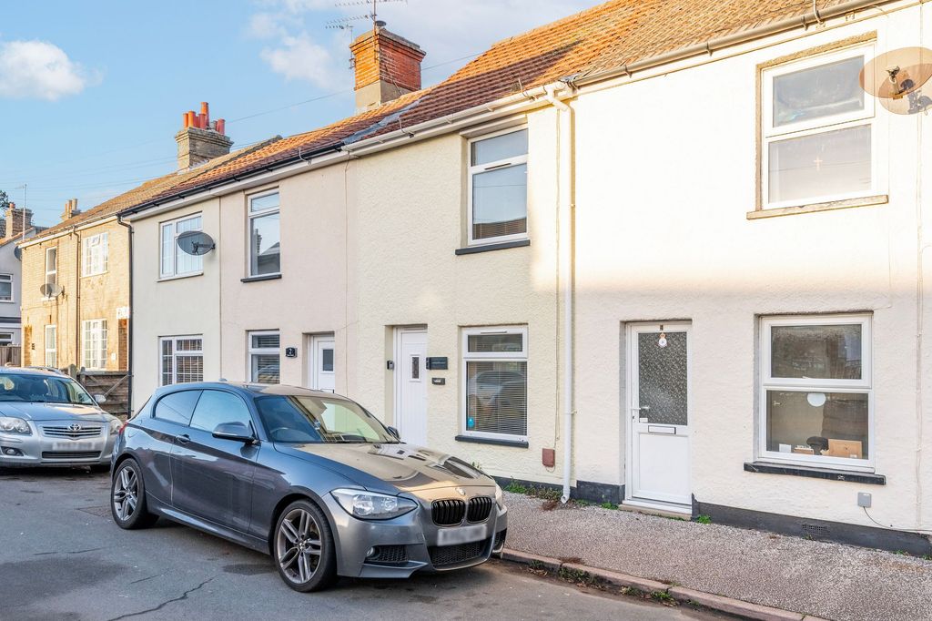 Property photo 2 of 14