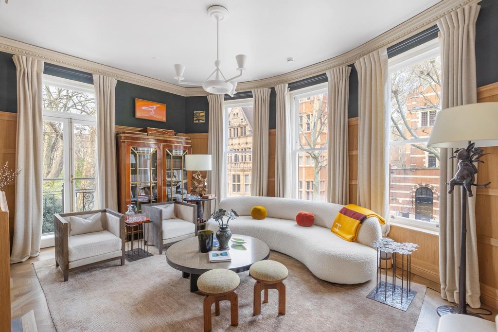 Property photo 1 of 17 Image