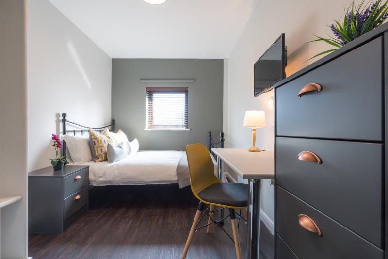 Property photo 2 of 20 Photo 1