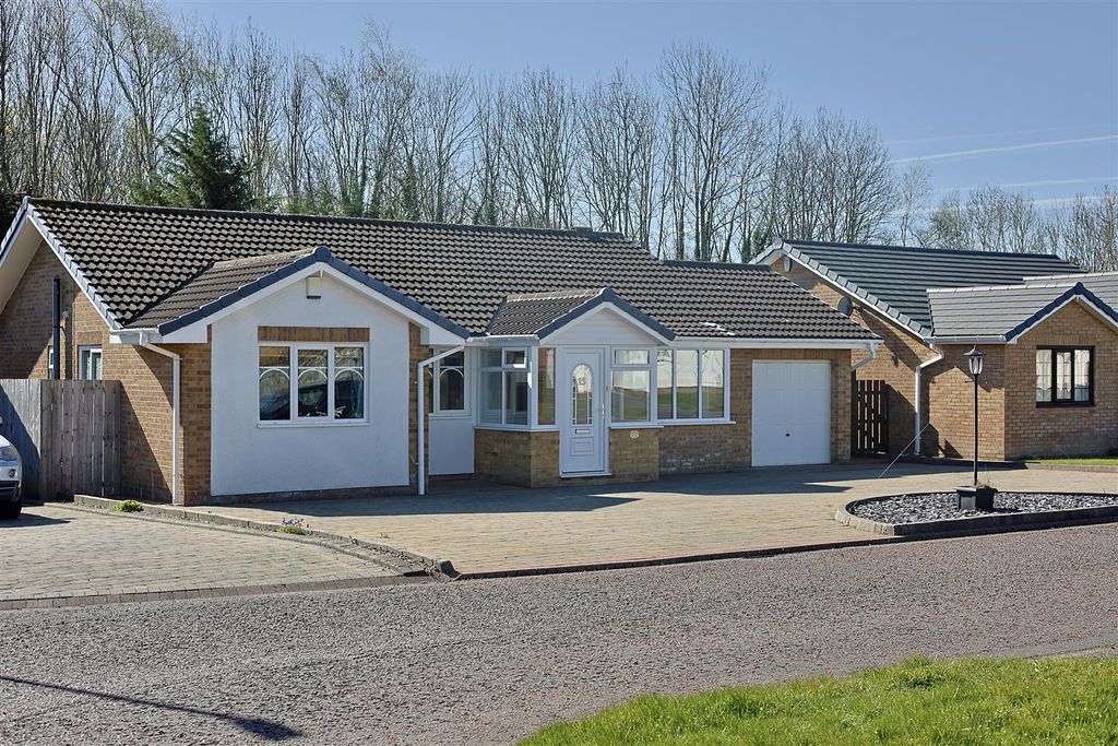 Property photo 1 of 26 60D43788-370D-4255-9Bea-1612D55B65Db_1_201_A.Jpeg