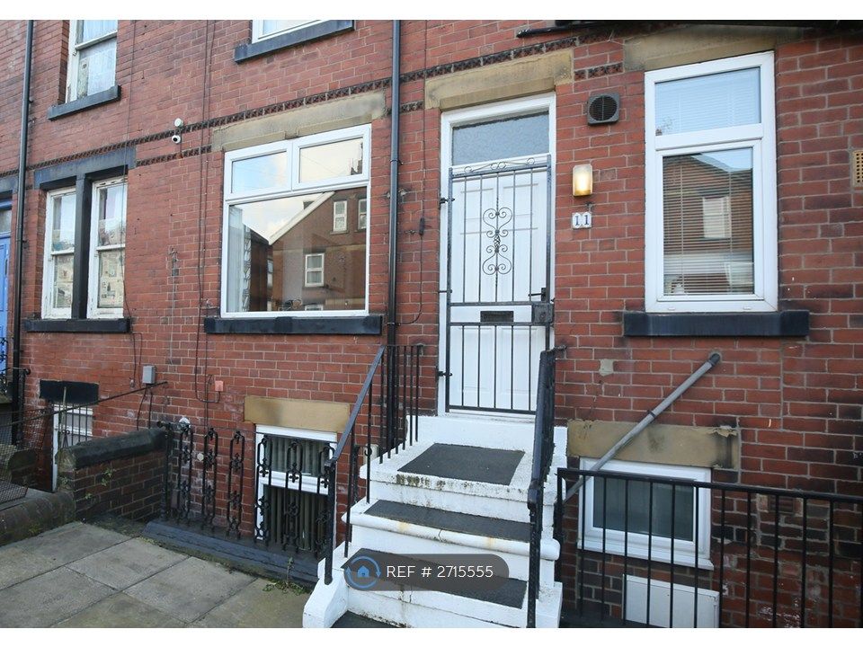 Property photo 2 of 21